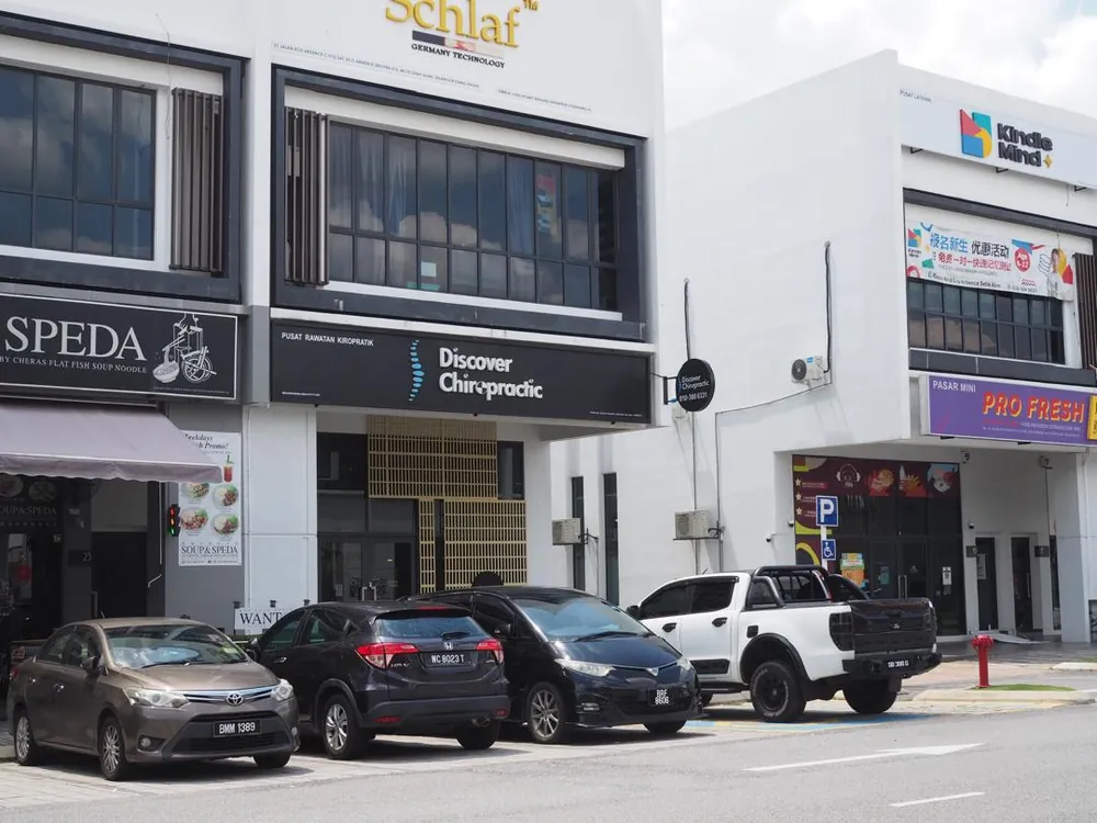 Shopfront of Discover Chiropractic Setia Alam